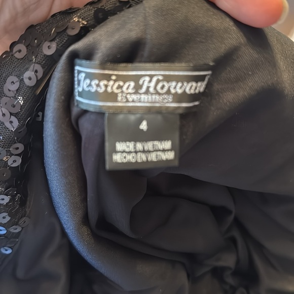 NWT Draped back short sequins party dress - Picture 5 of 5